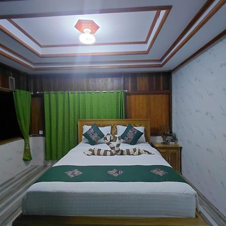 Friendly Homestay Lemukih Сінгараджа Екстер'єр фото