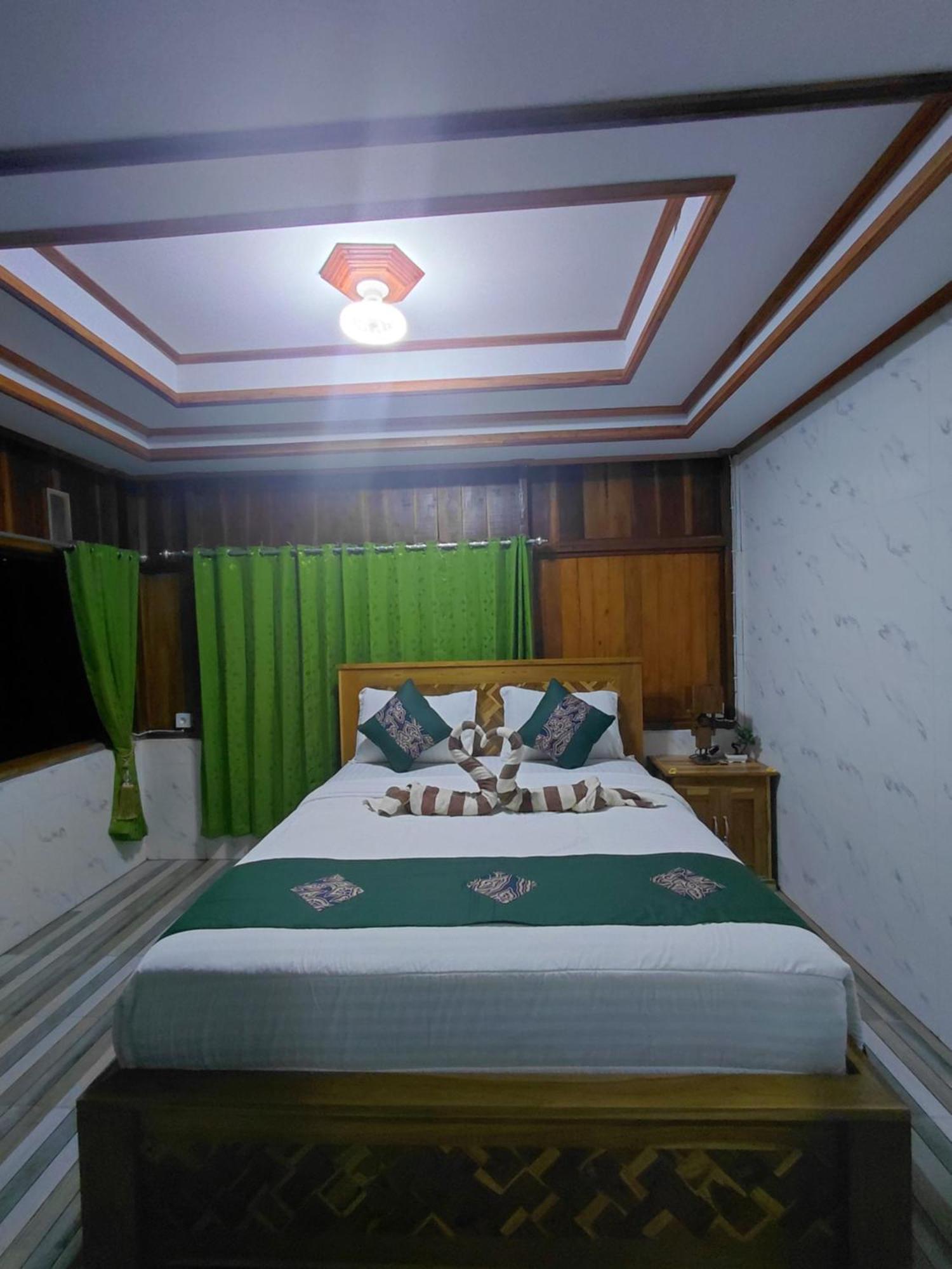 Friendly Homestay Lemukih Сінгараджа Екстер'єр фото